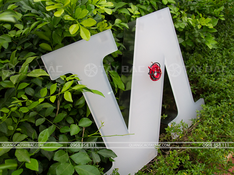 Mẫu chữ nổi quảng cáo IXM-01