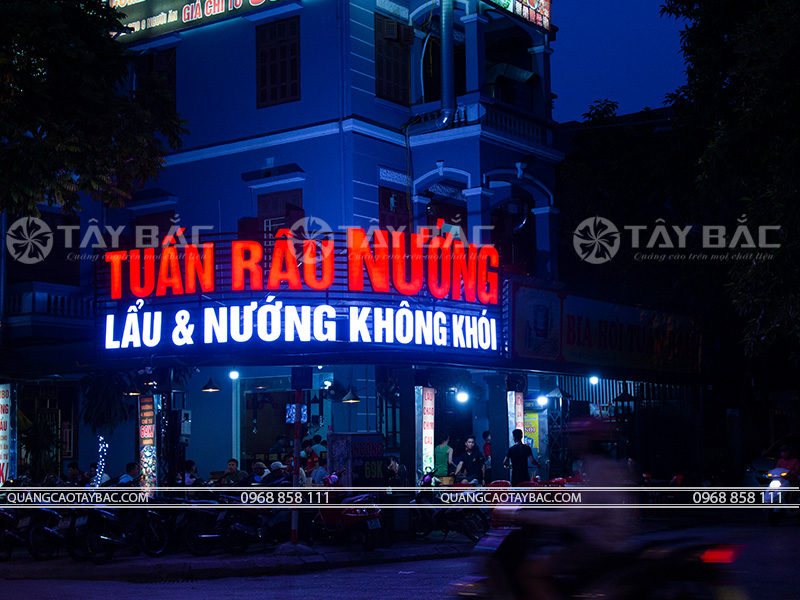 Biển quảng cáo nhà hàng nướng Tuấn Râu