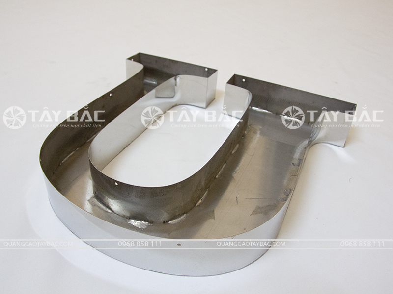 Mẫu chữ quảng cáo Inox Gương