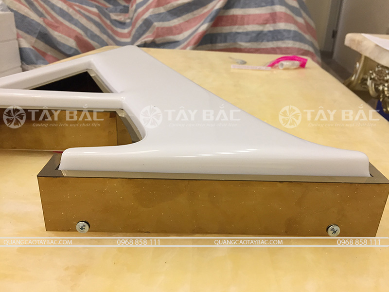 Mẫu chữ quảng cáo IVMF-03