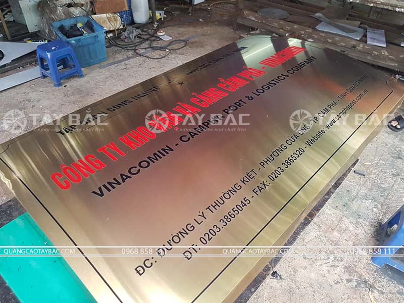 Biển công ty vẩn tải cẩm phả