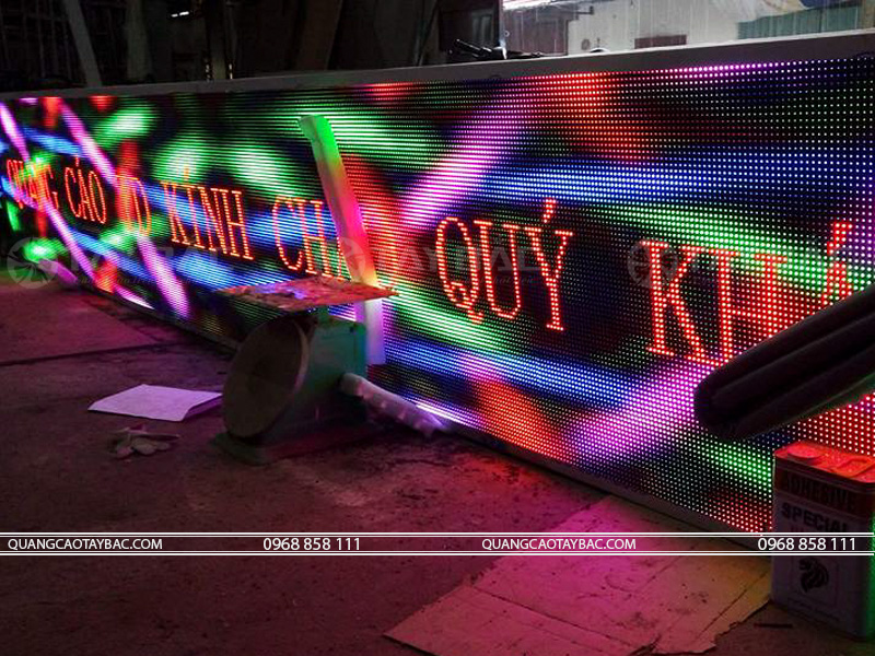 biển quảng cáo led ma trận full color