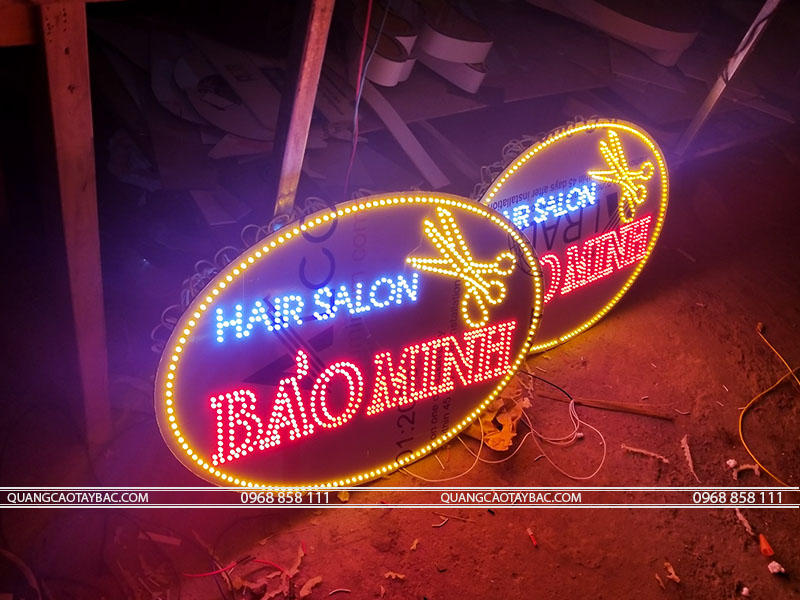Biển led vẫy salon tóc