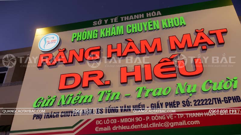 Biển hiệu nha khoa Dr Hiếu- phòng khám nha khoa