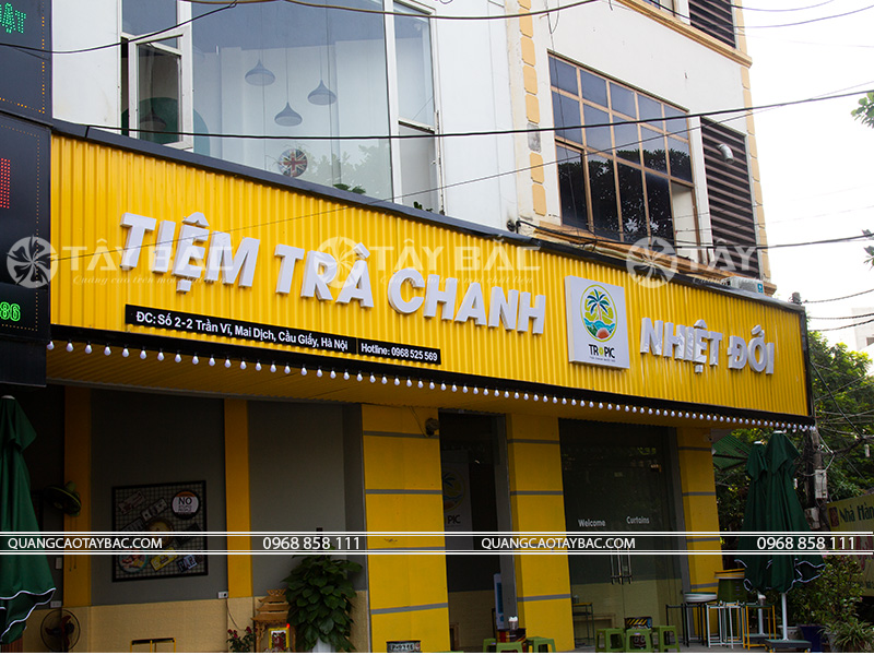 Biển quảng cáo trà chanh nhiệt đới
