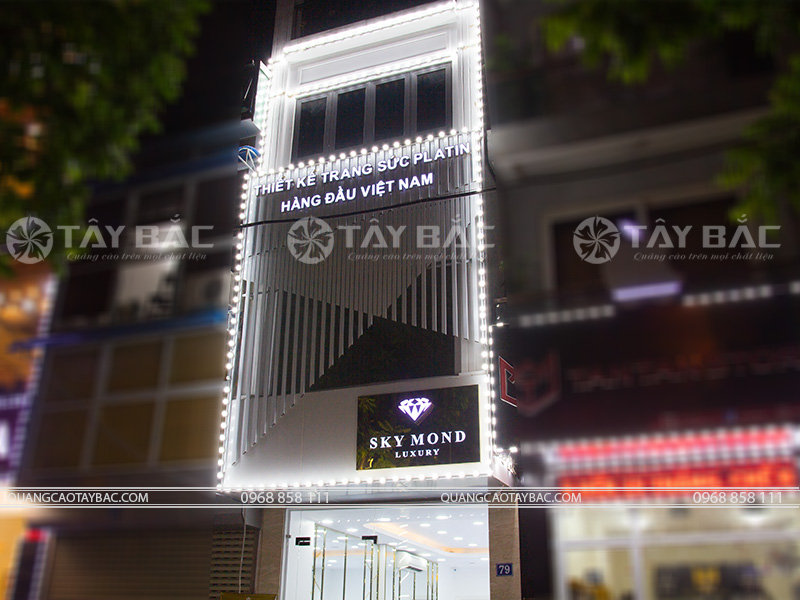 Biển quảng cáo trang sức vàng bạc Sky Mond