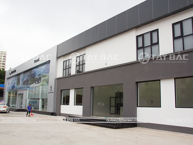 Ốp alu showroom oto