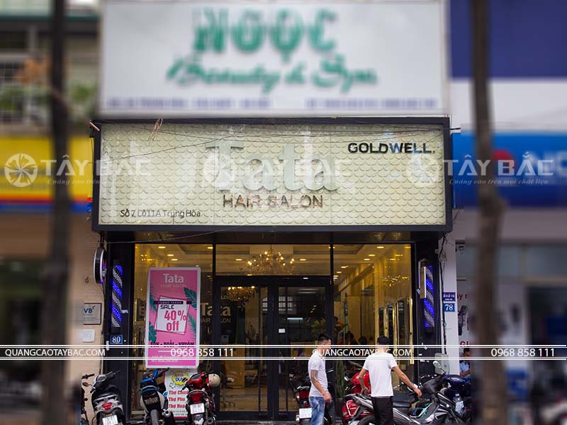 Biển quảng cáo salon tóc Tata