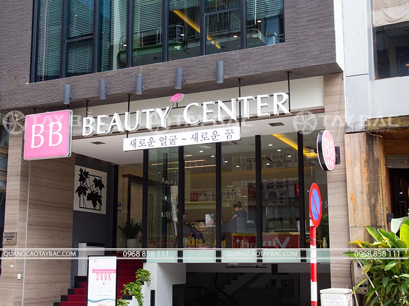 biển quảng cáo spa beaty center