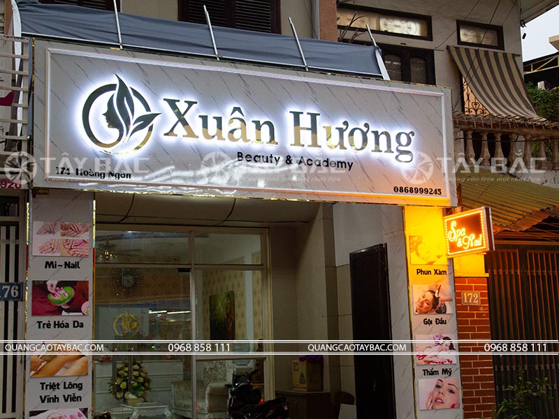 Biển quảng cáo Spa Xuân Hương