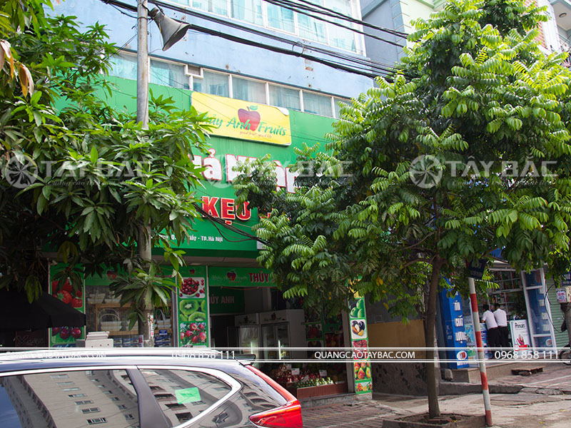 Lỗi che khuất tầm nhìn trong thi công quảng cáo