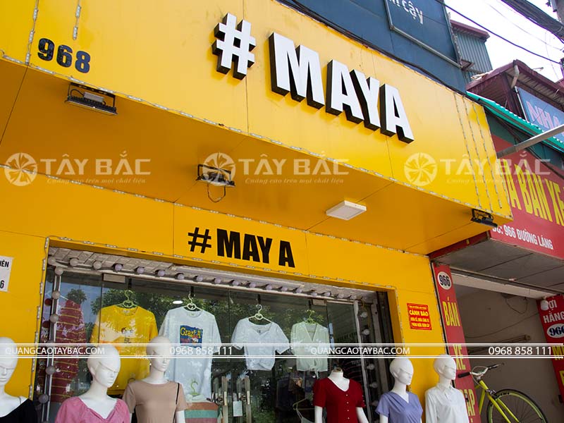 Biển quảng cáo shop quần áo Maya