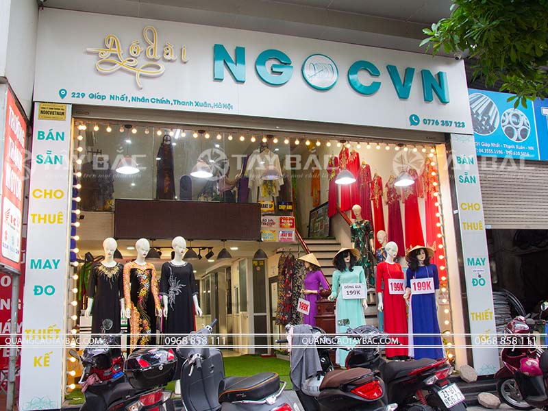 Biển quảng cáo áo dài Ngọc