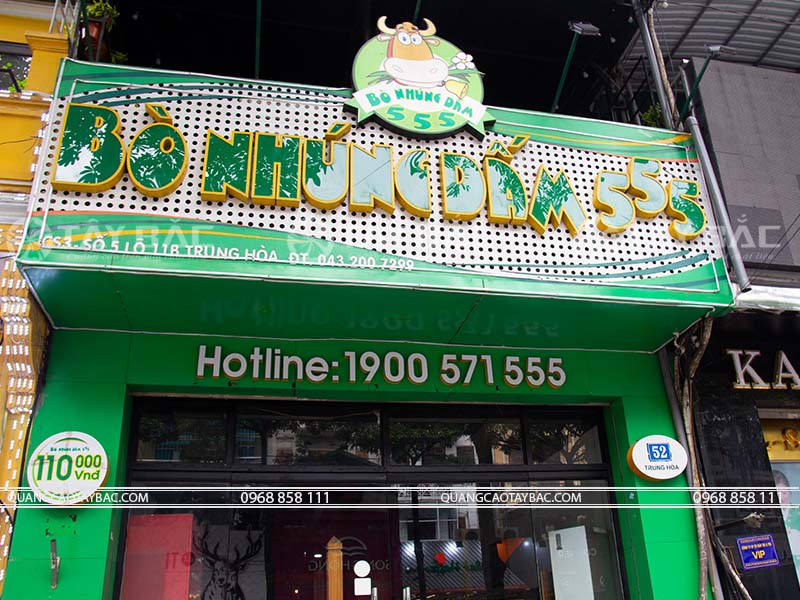 Biển quảng cáo bò nhúng giấm 555