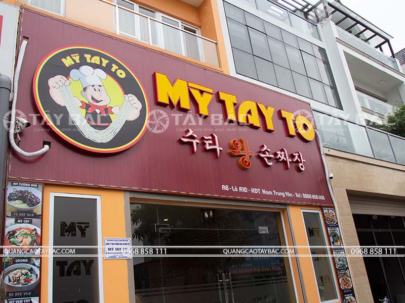 Biển nhà hàng mỳ tay to