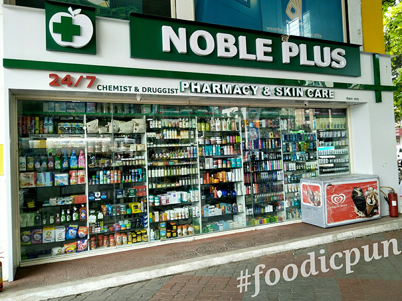 bảng quảng cáo hiệu thuốc Noble